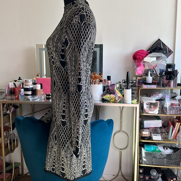 Midi dress / Open Back / Black & Gold - Picture 2 of 3